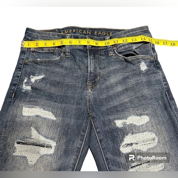 American Eagle - Men’s Next Level Flex Distressed Jeans - Picture 8 of 10